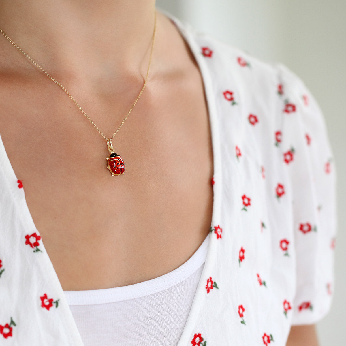 Lady-Bug-Charm-Pendant-Necklace-10K-Yellow-Gold-Italian-Jewellery