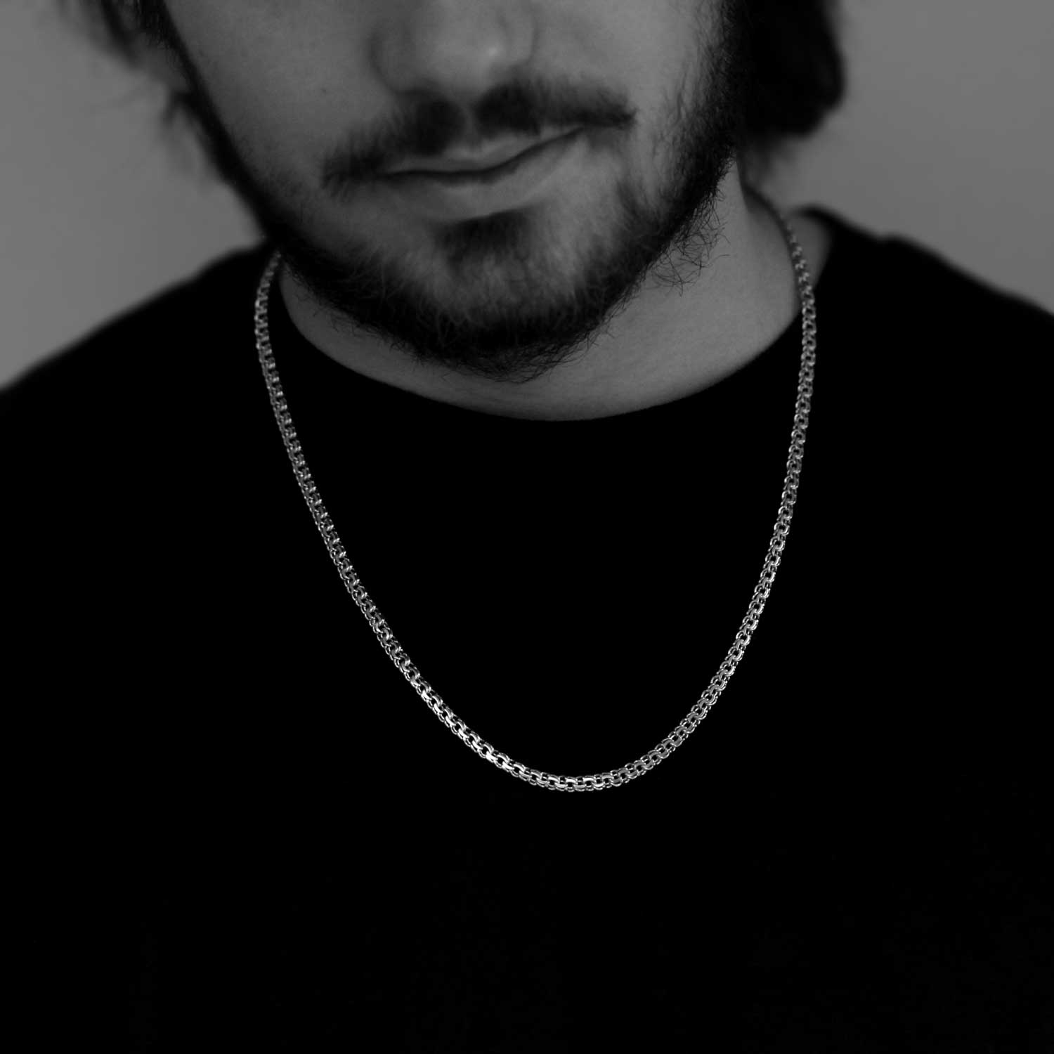 Handmade-Russian-Bismarck-5mm-Link-Chain-in-Platinum