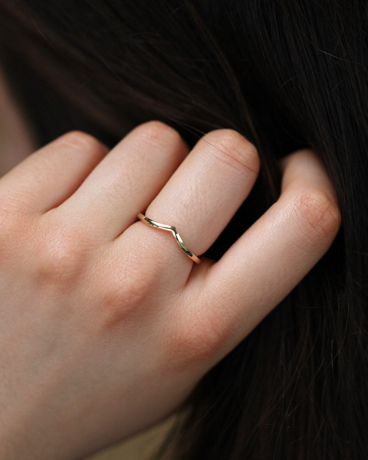 Wishbone V Ring in 14K Gold