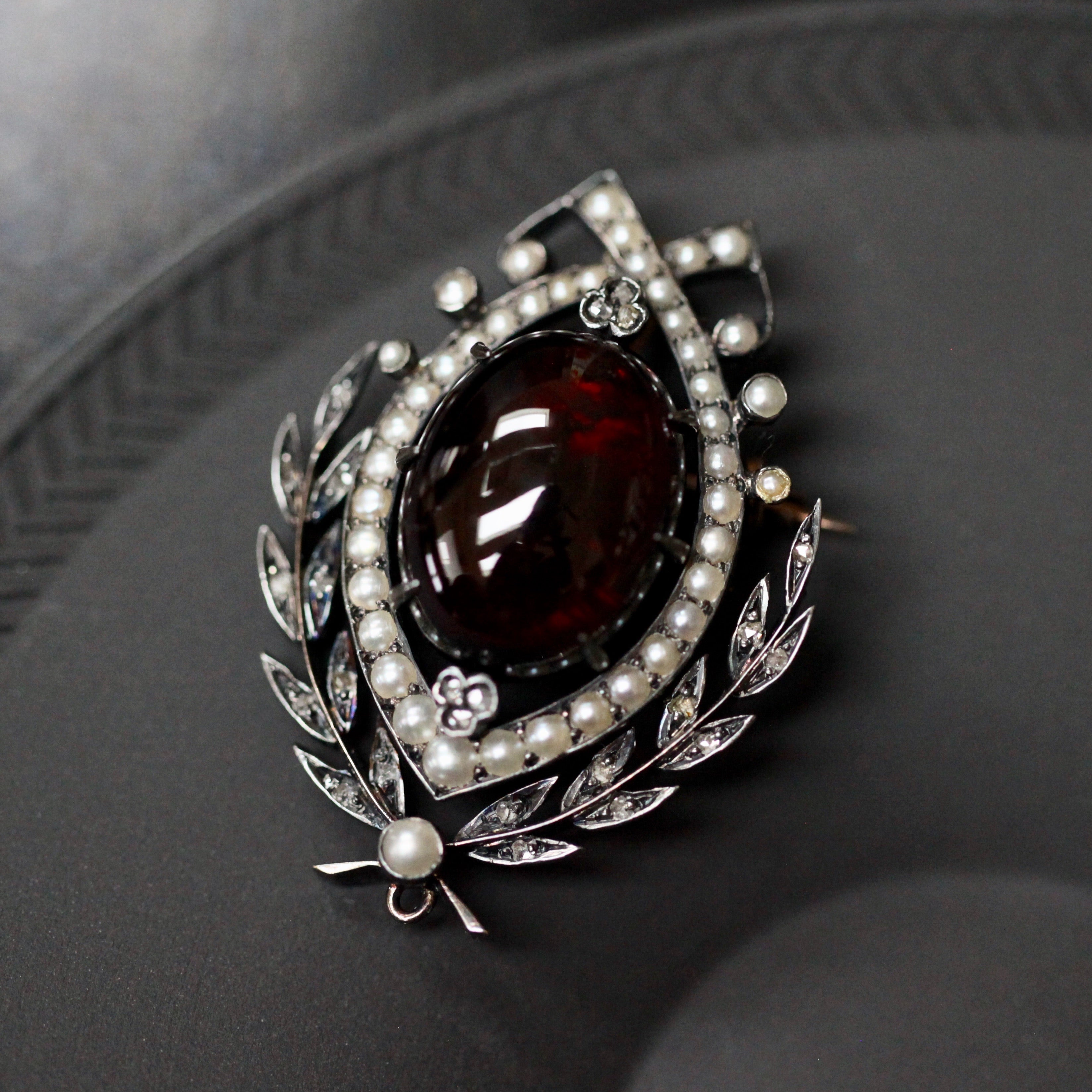 19th C. Sterling Silver 9k Gold Garnet Cabochon Diamonds Pearls Brooch/Pendant