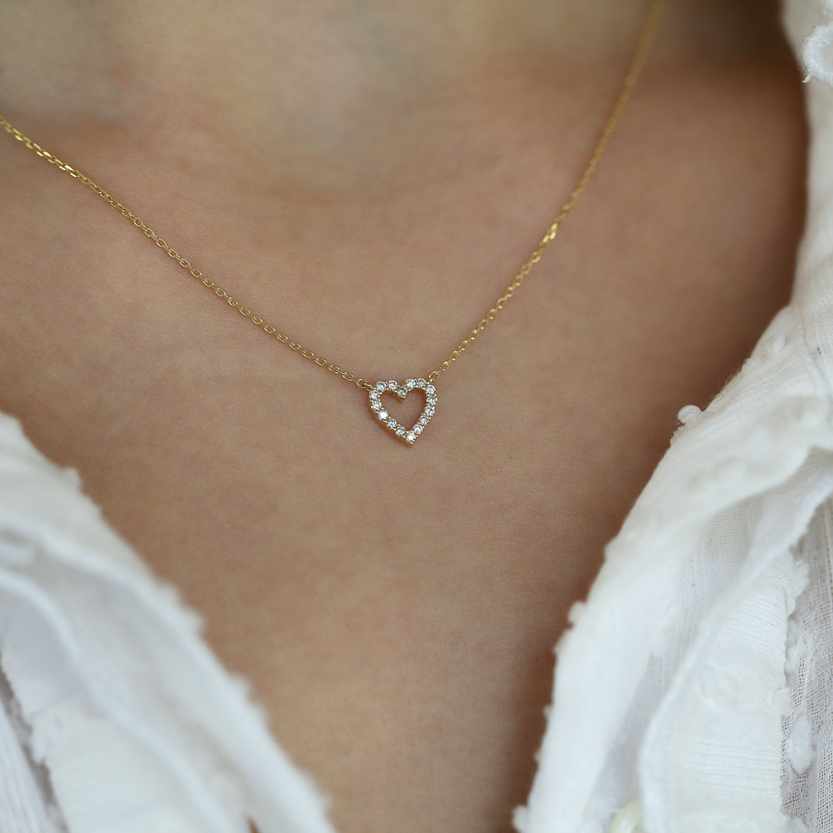 Diamond-Mini-Heart-Necklace-in-14k-18k-Yellow-Gold-Model